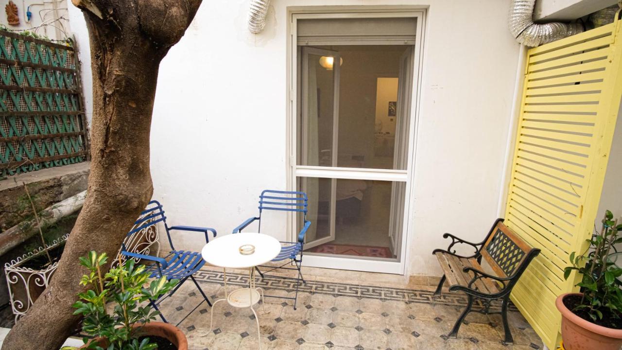 Quiet And Central Flat With Private Backyard Garden Atenas Exterior foto